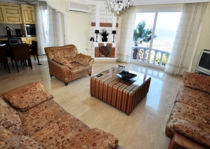 فيلا فاخرة بسعر مميز في كاركي جاك / الانيا 