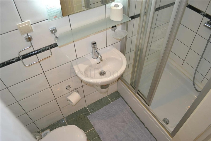 شقة واسعة في محمود لار / الانيا