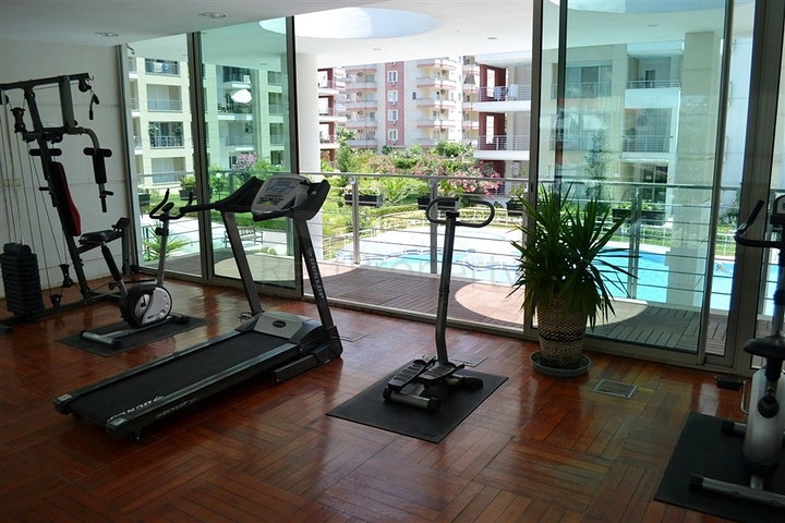 شقة واسعة في محمود لار / الانيا