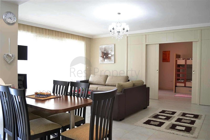 شقة واسعة في محمود لار / الانيا