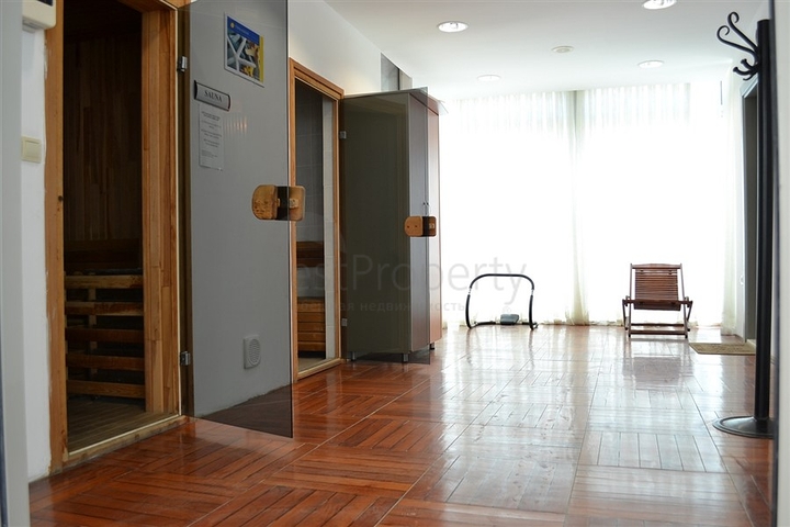 شقة واسعة في محمود لار / الانيا