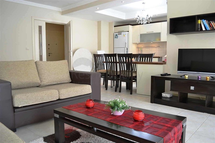 شقة واسعة في محمود لار / الانيا