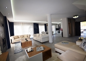 فيلا حديثة في فتحية / تركيا