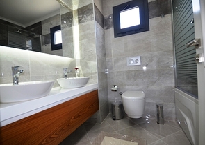 فيلا حديثة في فتحية / تركيا