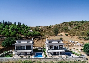 فيلا حديثة في فتحية / تركيا