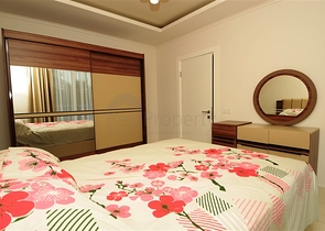 شقة على البحر في الانيا ضمن مجمع فاخر 