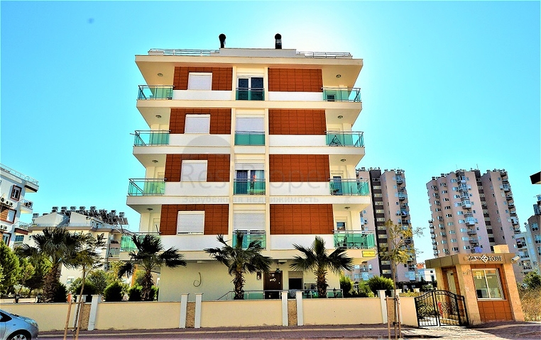 شقة بتخطيط 2+1 في منطقة ليمان – أنطاليا