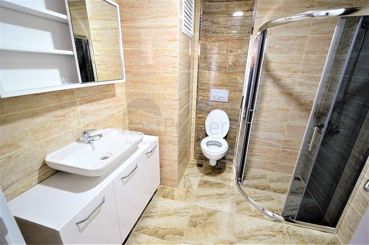 شقة سكنية في أحد المجمعات الحديثة في منطقة ليمان – انطاليا