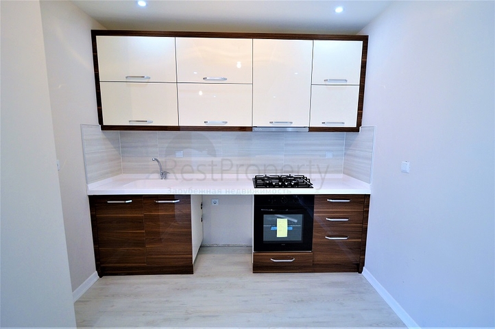 شقة سكنية في أحد المجمعات الحديثة في منطقة ليمان – انطاليا