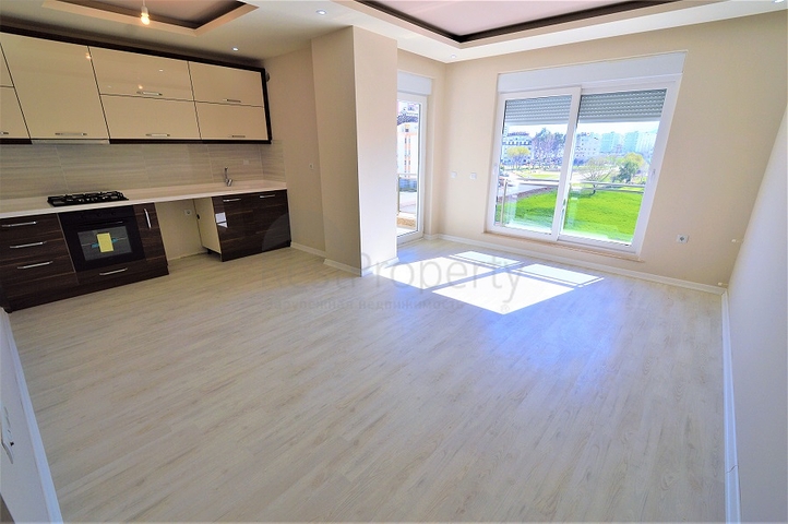 شقة سكنية في أحد المجمعات الحديثة في منطقة ليمان – انطاليا