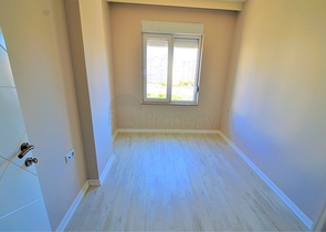 شقة سكنية في أحد المجمعات الحديثة في منطقة ليمان – انطاليا