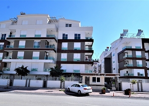 شقة في أحد المجمعات السكنية في انطاليا