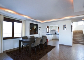 فيلا فاخرة في الانيا / تركيا 