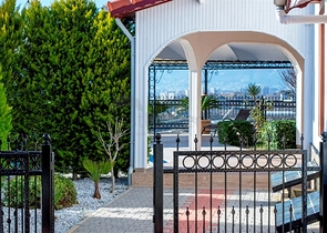 فيلا فاخرة في الانيا / تركيا 