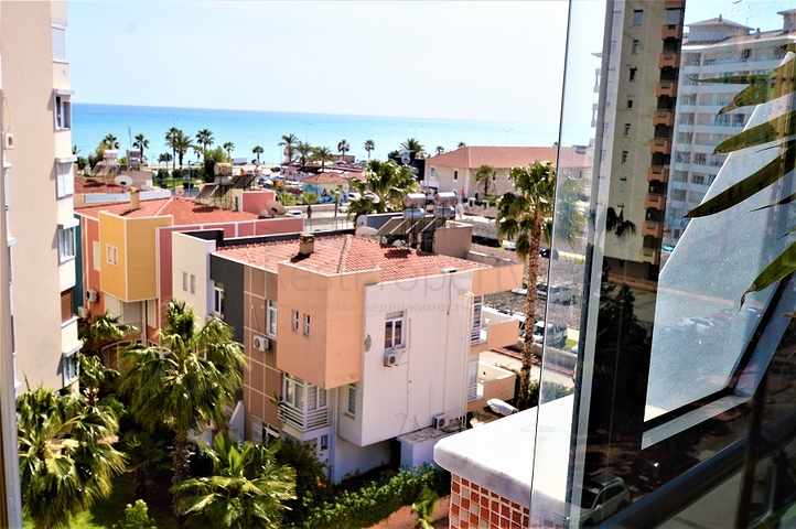 شقة فاخرة بإطلالة بحرية في منطقة كونيالتي أنطاليا