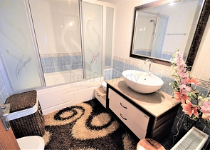 شقة فاخرة بإطلالة بحرية في منطقة كونيالتي أنطاليا