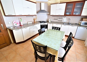 شقة فاخرة بإطلالة بحرية في منطقة كونيالتي أنطاليا