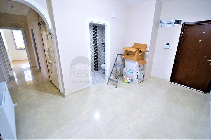 شقة واسعة في احد المجمعات على بعد 200 متر من شاطئ البحر في منطقة ليمان – أنطاليا