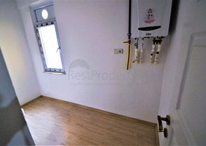 شقة واسعة في احد المجمعات على بعد 200 متر من شاطئ البحر في منطقة ليمان – أنطاليا