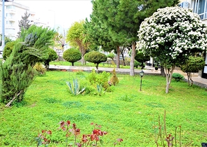 شقة واسعة في احد المجمعات على بعد 200 متر من شاطئ البحر في منطقة ليمان – أنطاليا