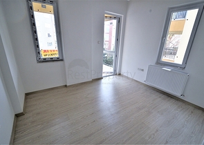 شقة واسعة في احد المجمعات على بعد 200 متر من شاطئ البحر في منطقة ليمان – أنطاليا