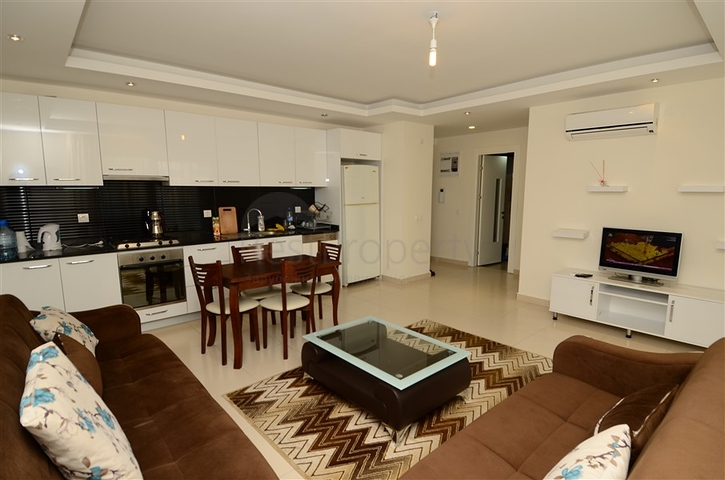 شقة مفروشة بتخطيط 1+1 في منطقة أوبا – ألانيا