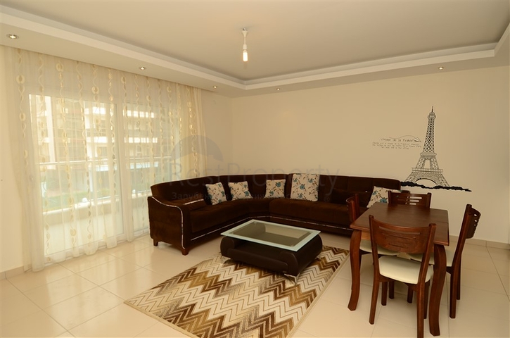 شقة مفروشة بتخطيط 1+1 في منطقة أوبا – ألانيا