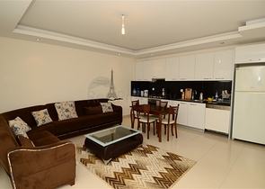 شقة مفروشة بتخطيط 1+1 في منطقة أوبا – ألانيا