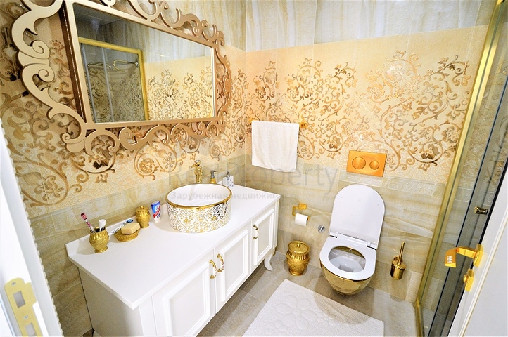 شقة بينتهاوس ضمن أحد المجمعات الفاخرة المشهورة في منطقة كونيالتي – أنطاليا