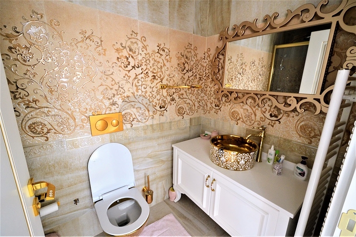 شقة بينتهاوس ضمن أحد المجمعات الفاخرة المشهورة في منطقة كونيالتي – أنطاليا