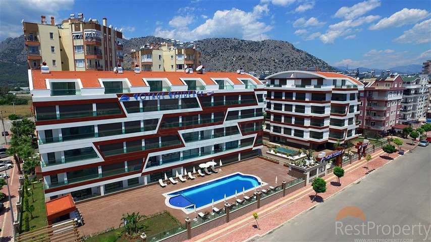 شقة بينتهاوس ضمن أحد المجمعات الفاخرة المشهورة في منطقة كونيالتي – أنطاليا