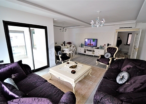 شقة بينتهاوس ضمن أحد المجمعات الفاخرة المشهورة في منطقة كونيالتي – أنطاليا