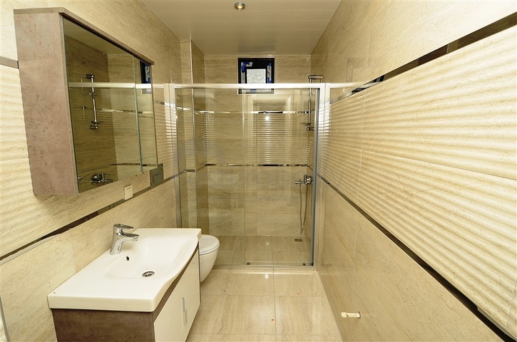 مجمع عصري حديث في منطقة أوبا – ألانيا