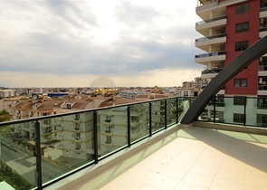 مجمع عصري حديث في منطقة أوبا – ألانيا