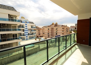 مجمع عصري حديث في منطقة أوبا – ألانيا