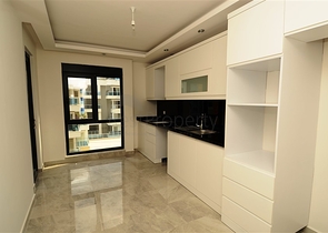 مجمع عصري حديث في منطقة أوبا – ألانيا