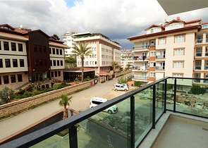 مجمع عصري حديث في منطقة أوبا – ألانيا