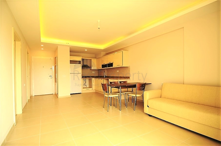 شقة بتخطيط 1+1 ضمن أحد المجمعات الفاخرة بإطلالة بحرية رائعة في منطقة أفسلار – ألانيا