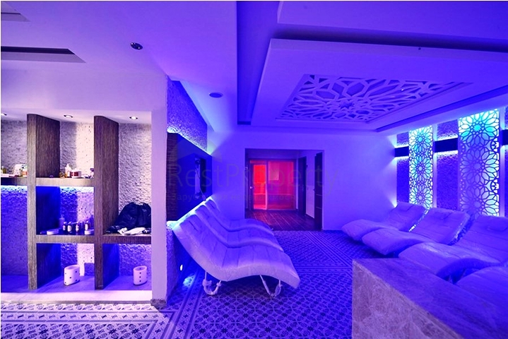 شقة بتخطيط 1+1 ضمن أحد المجمعات الفاخرة بإطلالة بحرية رائعة في منطقة أفسلار – ألانيا