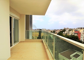 شقة بتخطيط 1+1 ضمن أحد المجمعات الفاخرة بإطلالة بحرية رائعة في منطقة أفسلار – ألانيا