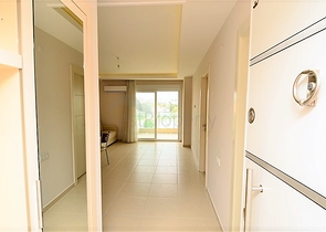 شقة بتخطيط 1+1 ضمن أحد المجمعات الفاخرة بإطلالة بحرية رائعة في منطقة أفسلار – ألانيا