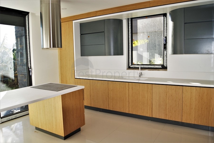 مشروع فيلات فاخرة قيد الإنتهاء في منطقة كونيالتي – أنطاليا