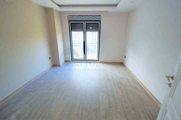 مجمع فيلات في المراحل النهائية من الإنشاء في منطقة كونيالتي – أنطاليا