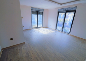 مجمع فيلات في المراحل النهائية من الإنشاء في منطقة كونيالتي – أنطاليا