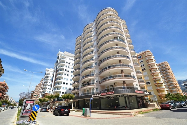 شقة رائعة ضمن أحد المجمعات في منطقة ماحمودلار – ألانيا