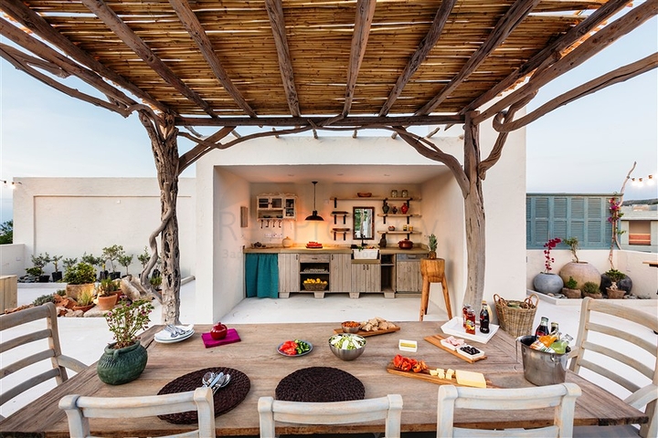 فيلات فاخرة في منطقة كيرينيا في مدينة قبرص الشمالية