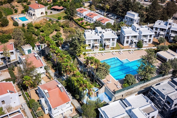 فيلات فاخرة في منطقة كيرينيا في مدينة قبرص الشمالية