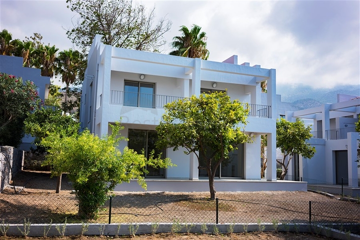 فيلات فاخرة في منطقة كيرينيا في مدينة قبرص الشمالية