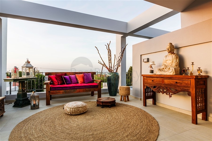 فيلات فاخرة في منطقة كيرينيا في مدينة قبرص الشمالية