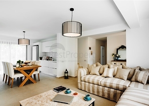 فيلات فاخرة في منطقة كيرينيا في مدينة قبرص الشمالية